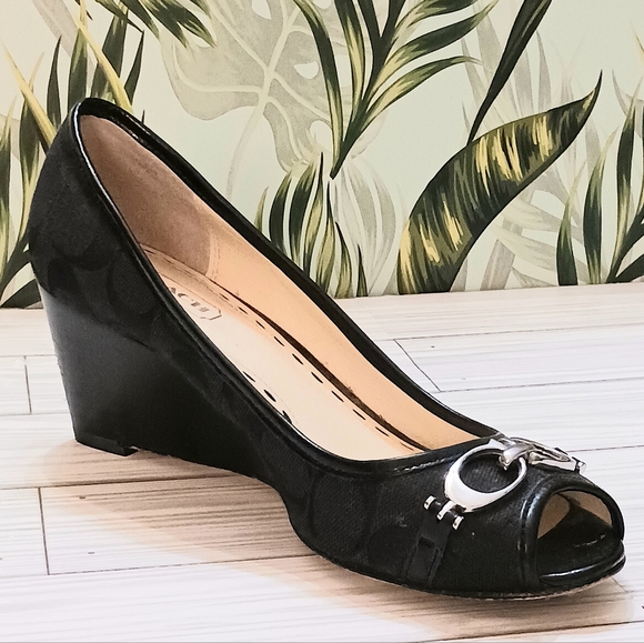 Coach Black Open Toe Wedge Shoes, Size 6 - Picture 6 of 10